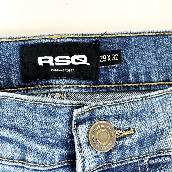 RSQ Relaxed Taper Light Vintage Destroyed Jeans Sizes 28“ x 30” & 29“ x 32“ - Picture 9 of 11